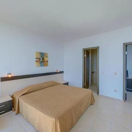 Sunrise Golden Sands فندق