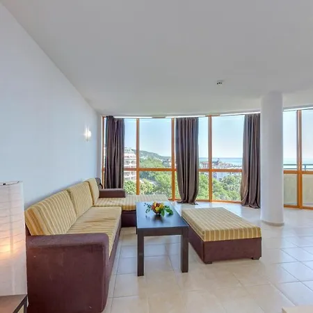 Sunrise Golden Sands Hotel Warna