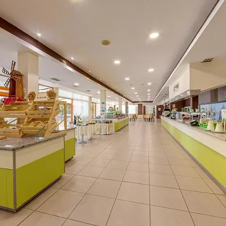 Sunrise Golden Sands 4*