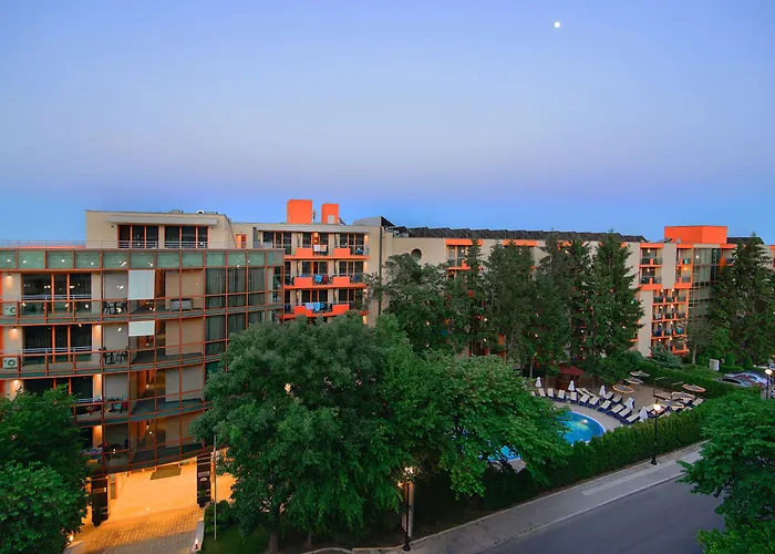 Отель Sunrise Golden Sands 4*